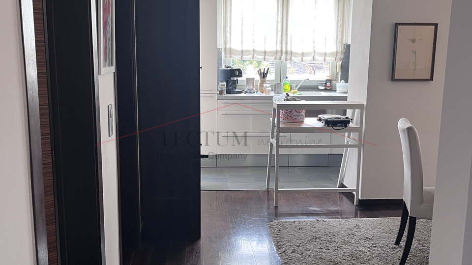 Bukovac&comma; trosoban  stan 78&comma;45m2