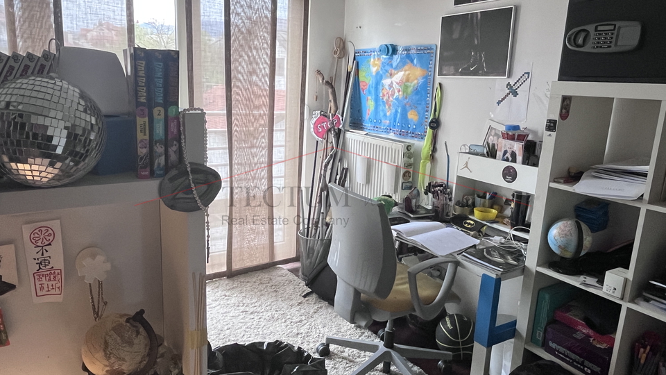 Bukovac&comma; trosoban  stan 78&comma;45m2