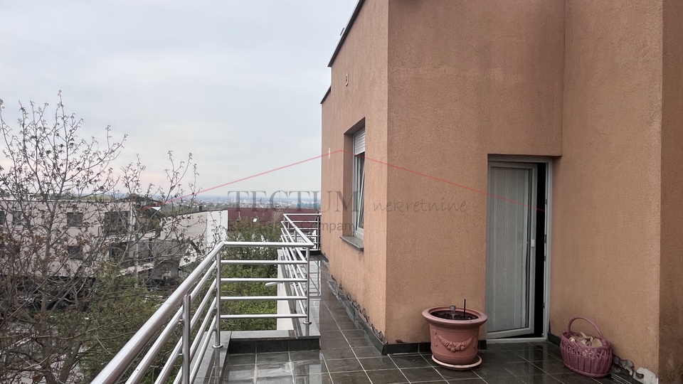 Bukovac&comma; trosoban  stan 78&comma;45m2