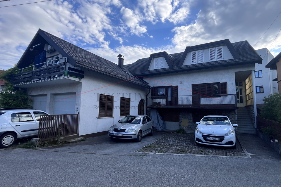 GAJNICE – KUĆA 400 m² S 4 ZASEBNA STANA, 2 GARAŽE I 3 PARKIRNA MJESTA!