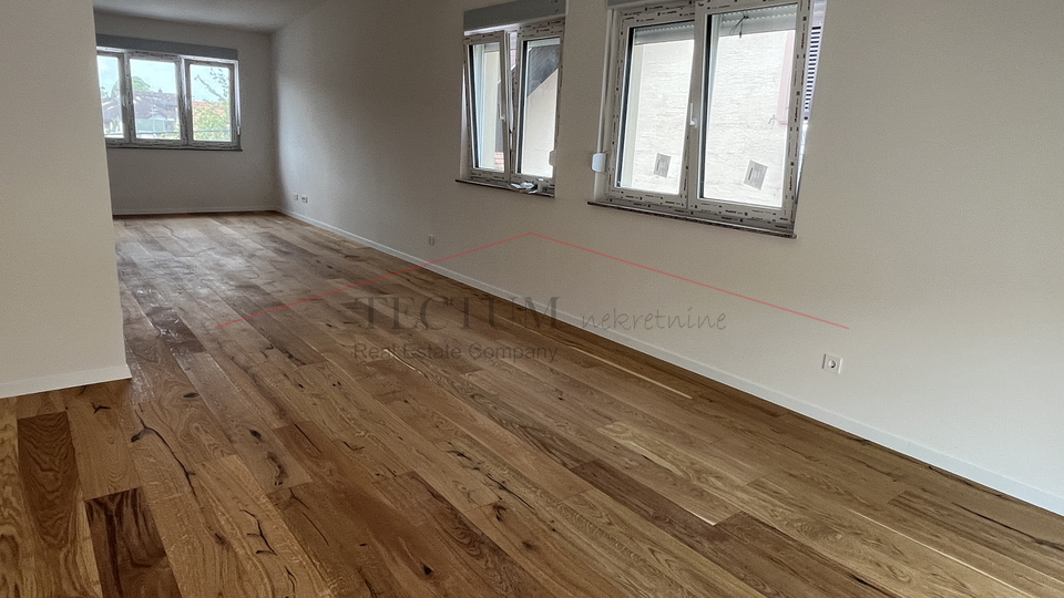 Zagreb&comma; Dubrava&comma; 4-sobni stan 110m2 2&period; kat&comma;  150m do tramvaja&excl;
