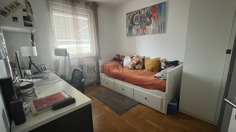 LANI&Scaron;TE&comma; PREDIVAN &Ccaron;ETVEROSOBAN STAN 105M2 I GARA&Zcaron;A 20M2
