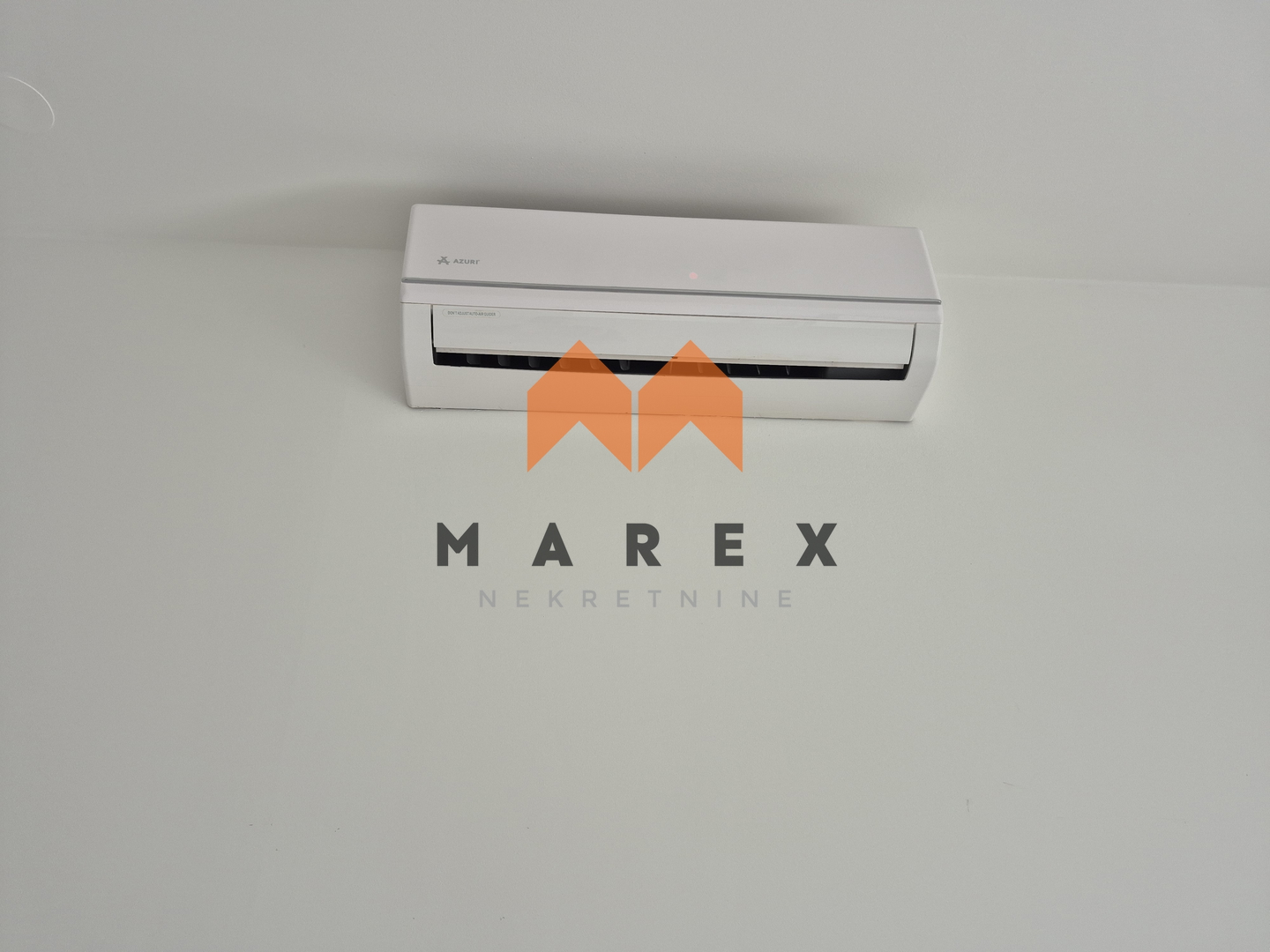 POSLOVNI PROSTOR 107M2-ZABOK