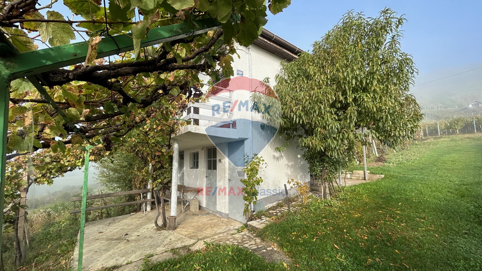 Cottage for sale in beautiful Radoboj