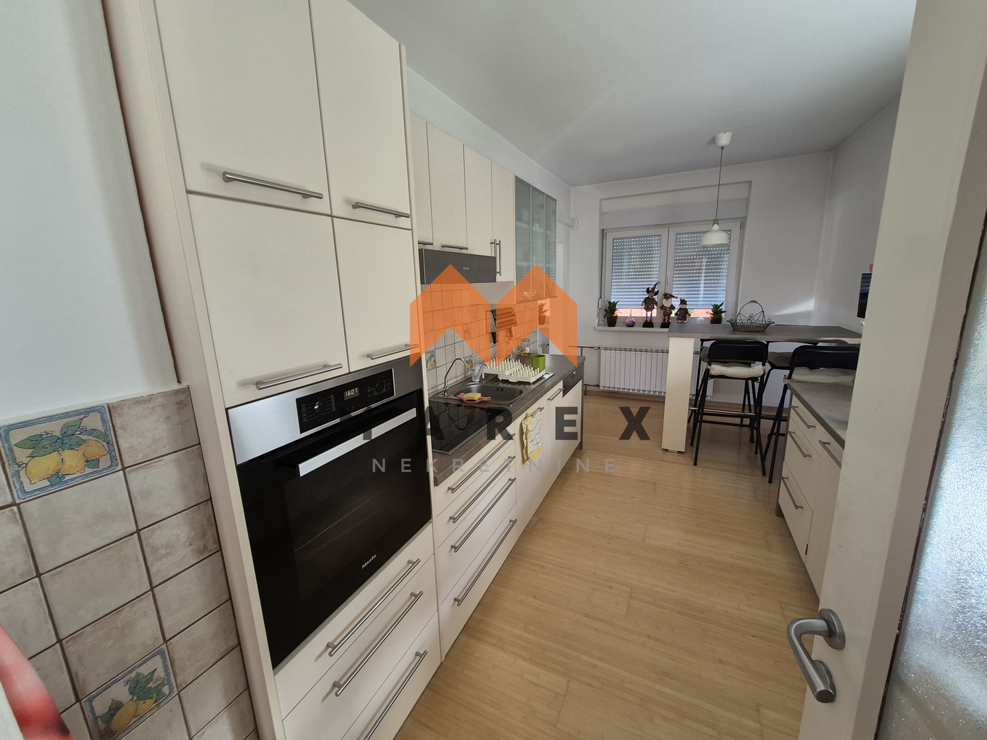 STAN 270m2 U KRAPINI - ŠABAC