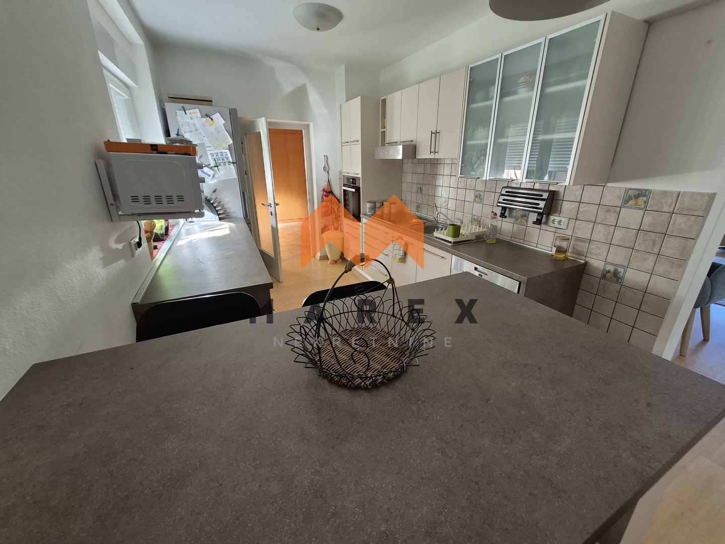 STAN 270m2 U KRAPINI - ŠABAC