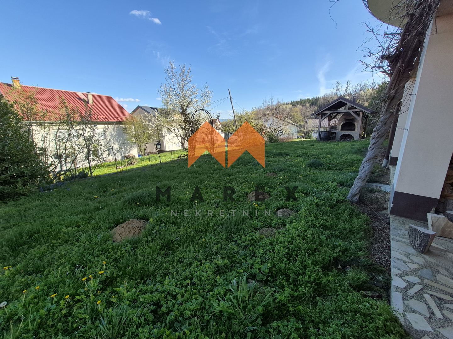 STAN 270m2 U KRAPINI - ŠABAC