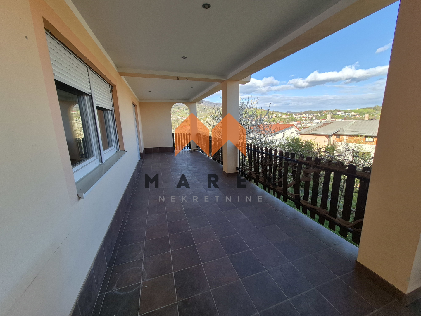 STAN 270m2 U KRAPINI - ŠABAC