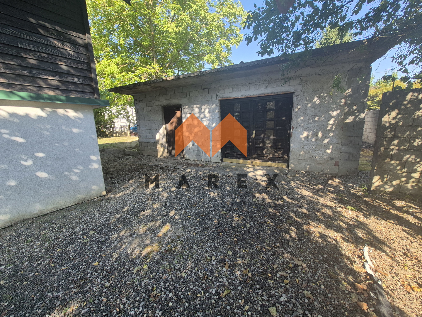 KUĆA SA POMOĆNIM OBJEKTIMA-KRUŠLJEVO SELO-OROSLAVJE