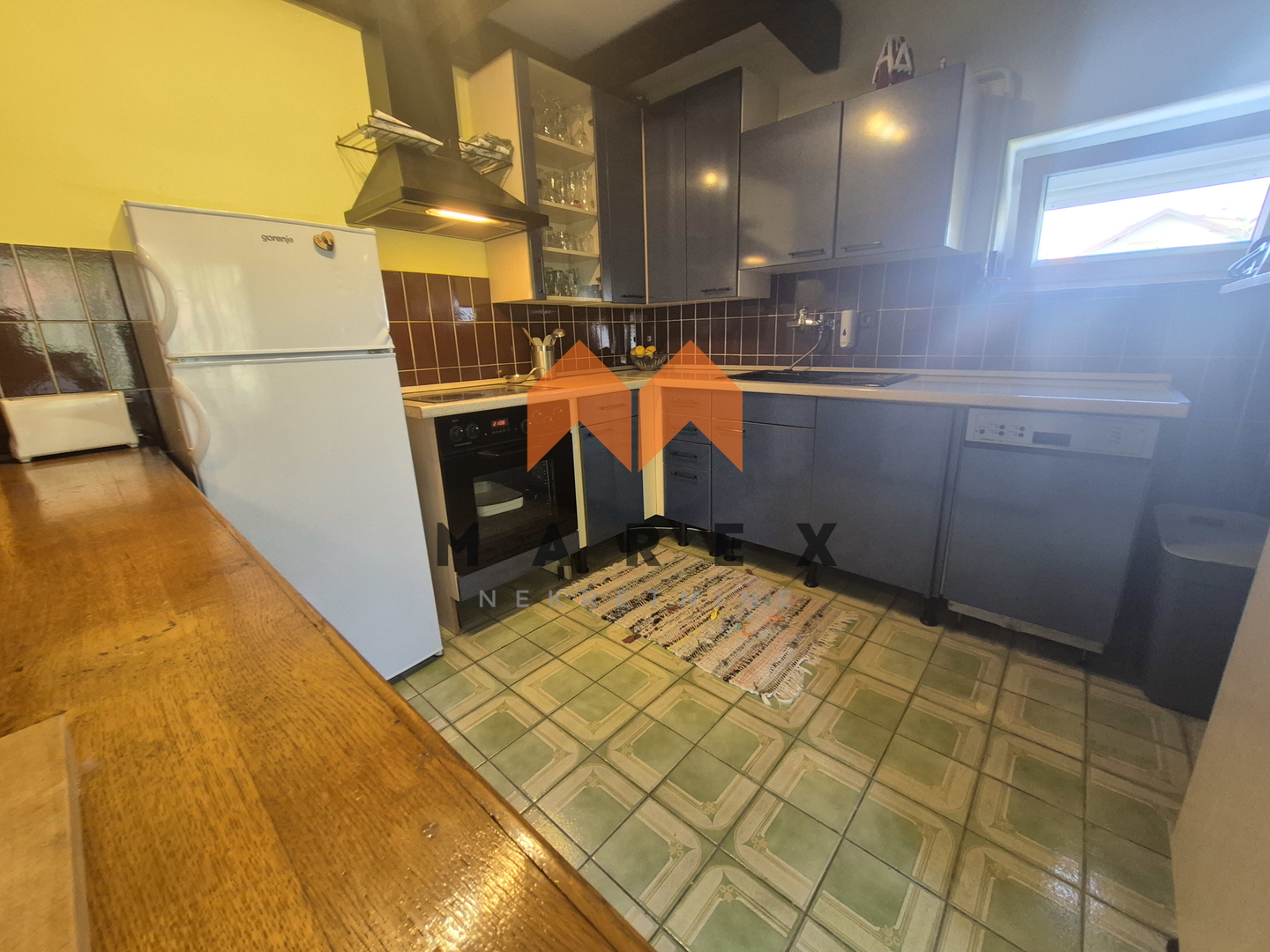 KUĆA SA POMOĆNIM OBJEKTIMA-KRUŠLJEVO SELO-OROSLAVJE