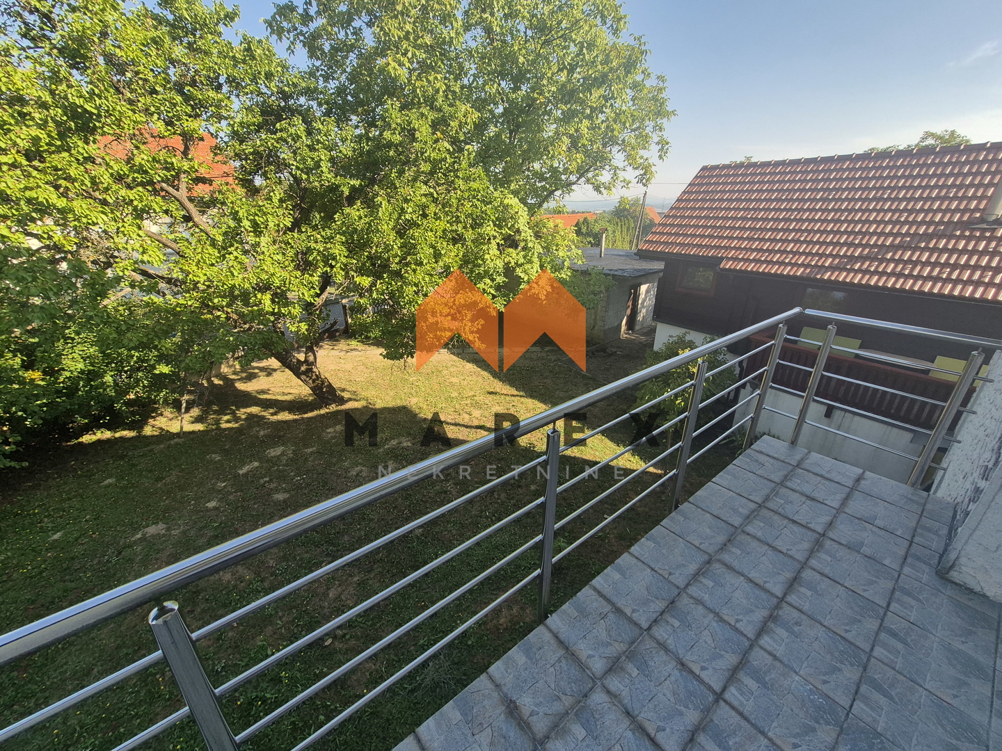 KUĆA SA POMOĆNIM OBJEKTIMA-KRUŠLJEVO SELO-OROSLAVJE