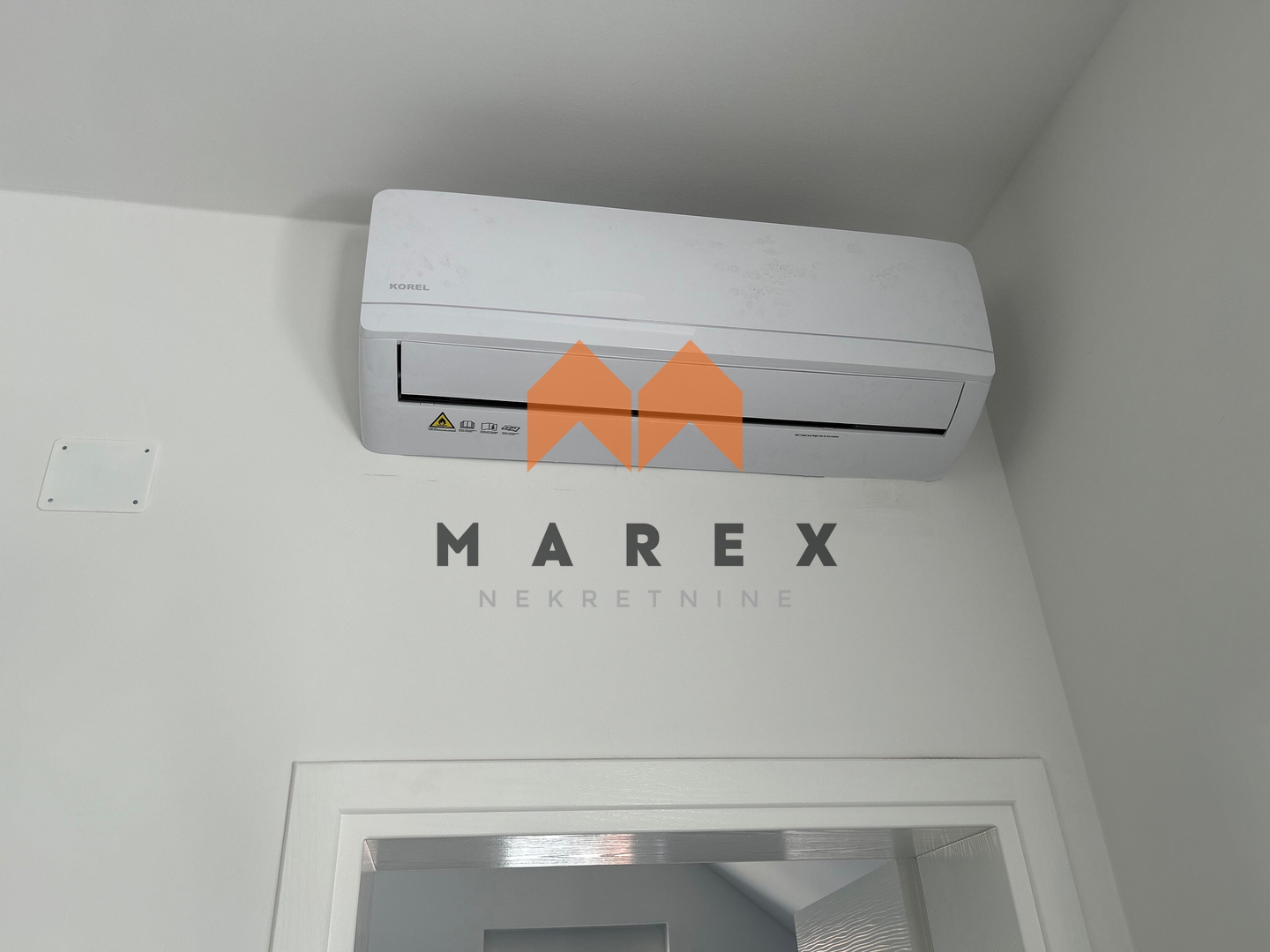 NOVI DOM U OROSLAVJU: 200M², DOSTUPNO!!