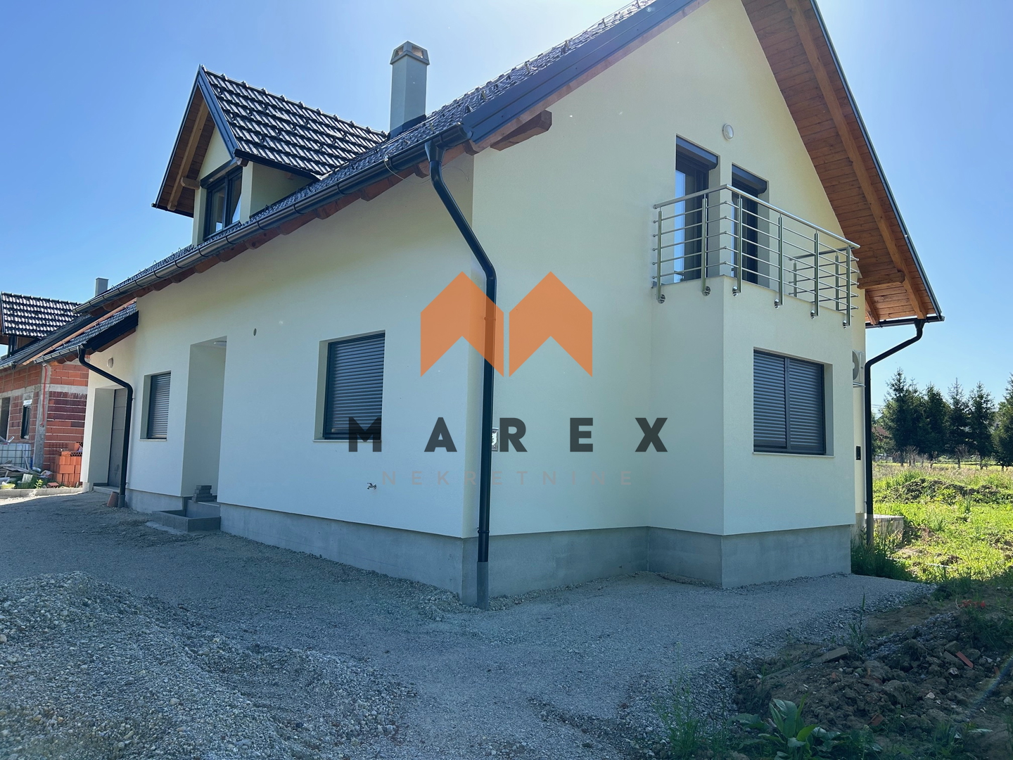 NOVI DOM U OROSLAVJU: 200M², DOSTUPNO!!