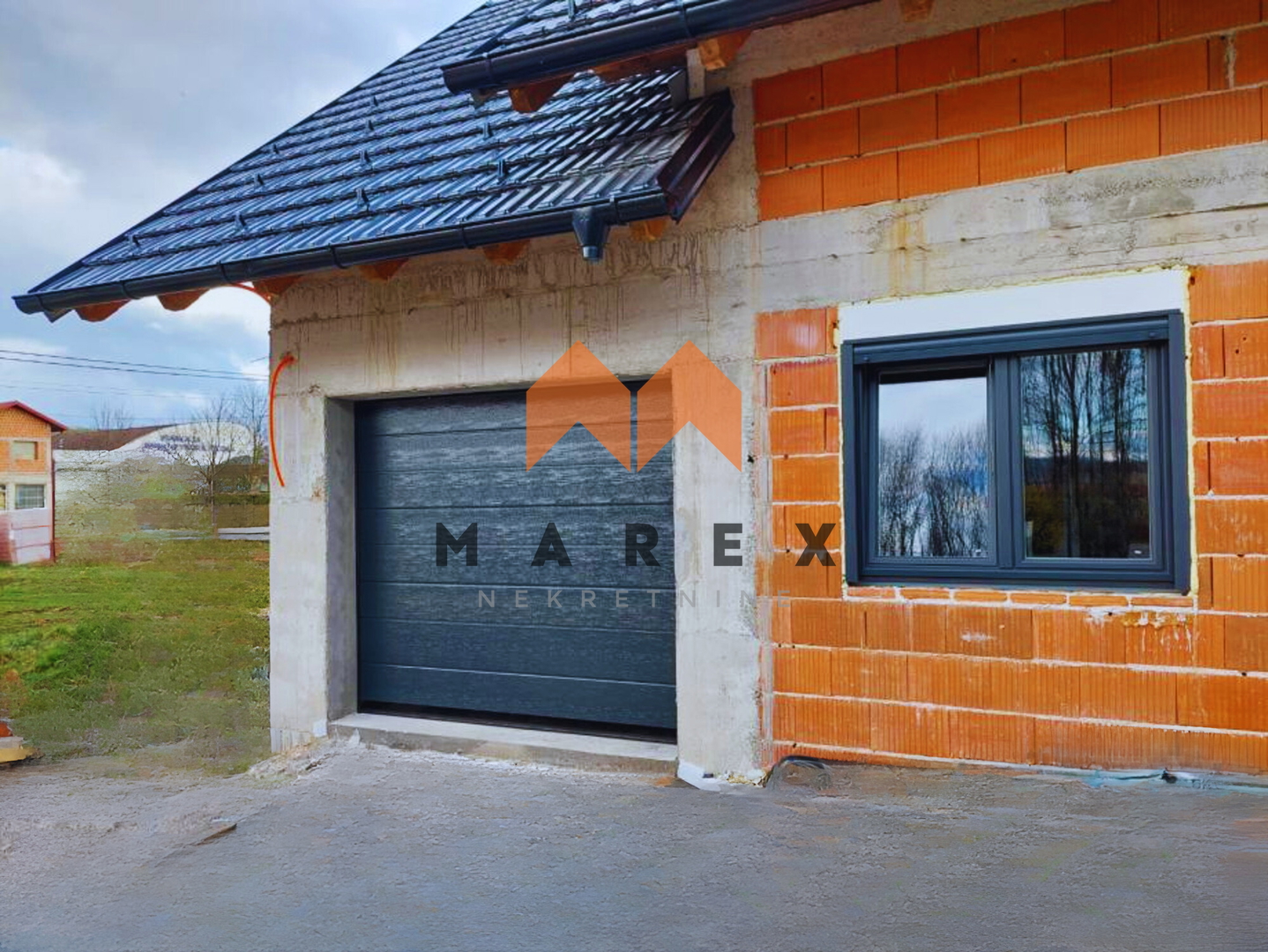 NOVI DOM U OROSLAVJU: 200M², DOSTUPNO!!