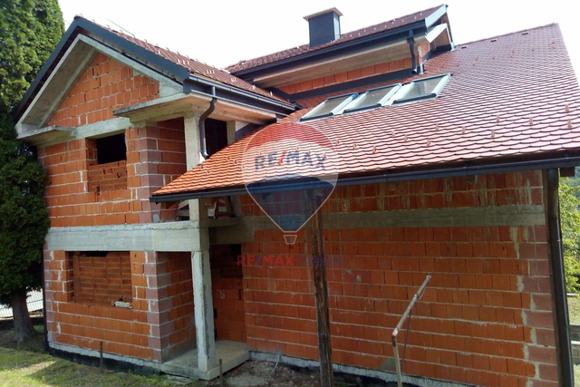 House, 211 m2, For Sale, Krapina - Centar