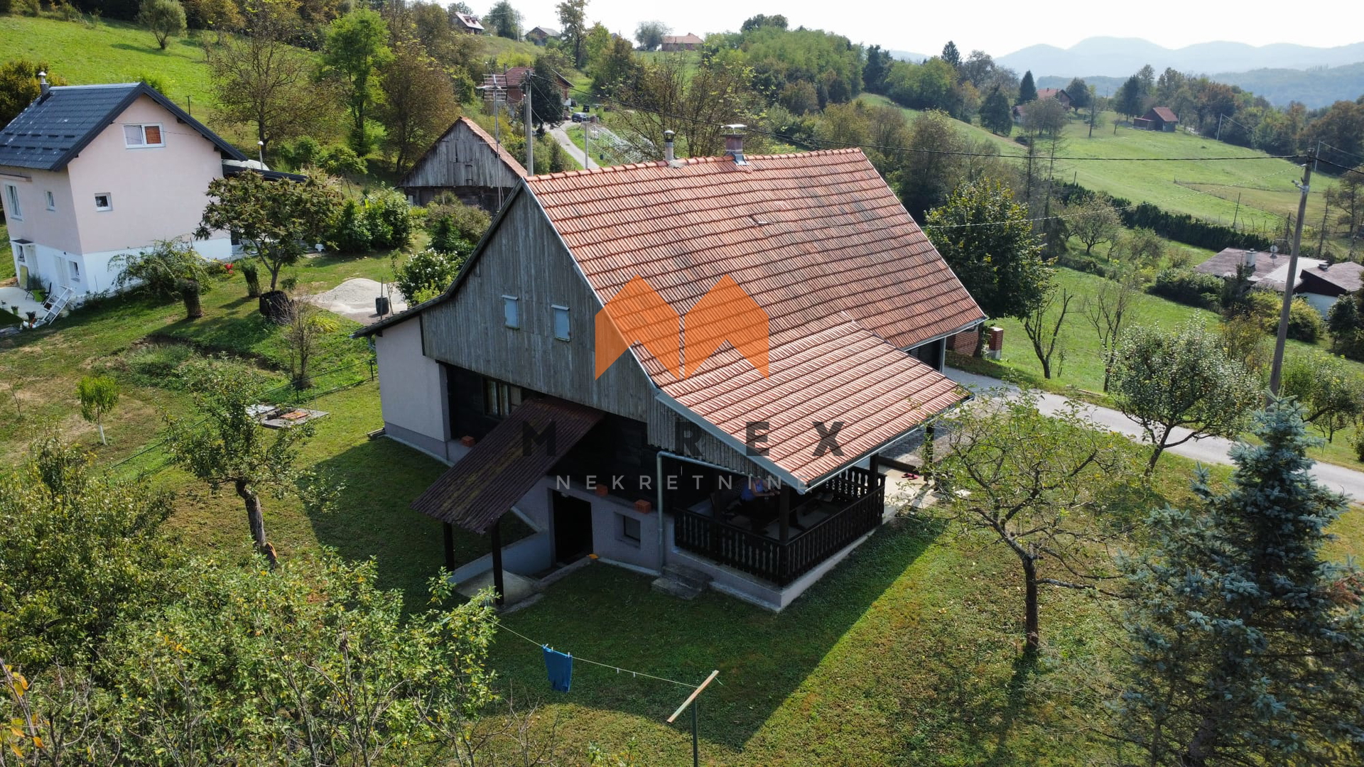 ZAGORSKA SELA HOUSE, 79 m2, with a beautiful garden of 5589 m2