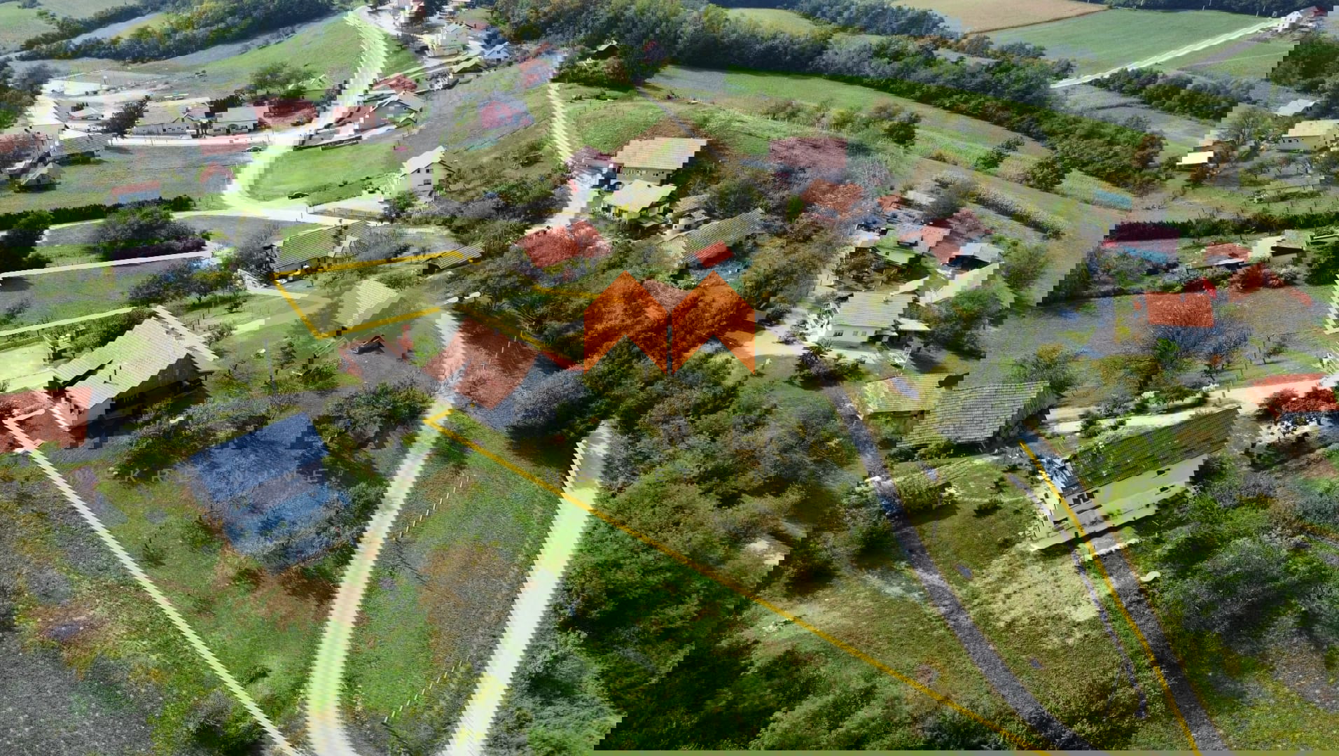 ZAGORSKA SELA HOUSE, 79 m2, with a beautiful garden of 5589 m2