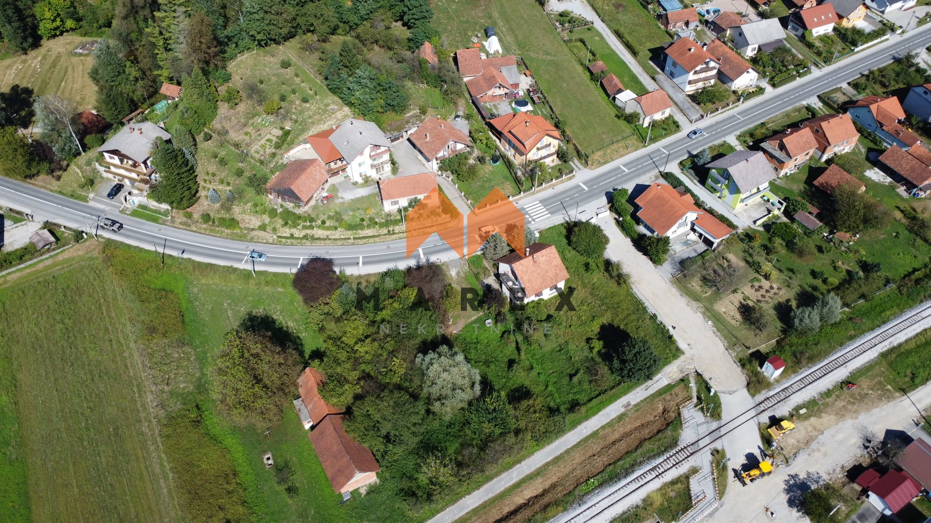 GRAĐEVINSKO ZEMLJIŠTE 2108 m2, LUG ZABOČKI, BLIZINA CENTRA ZABOKA