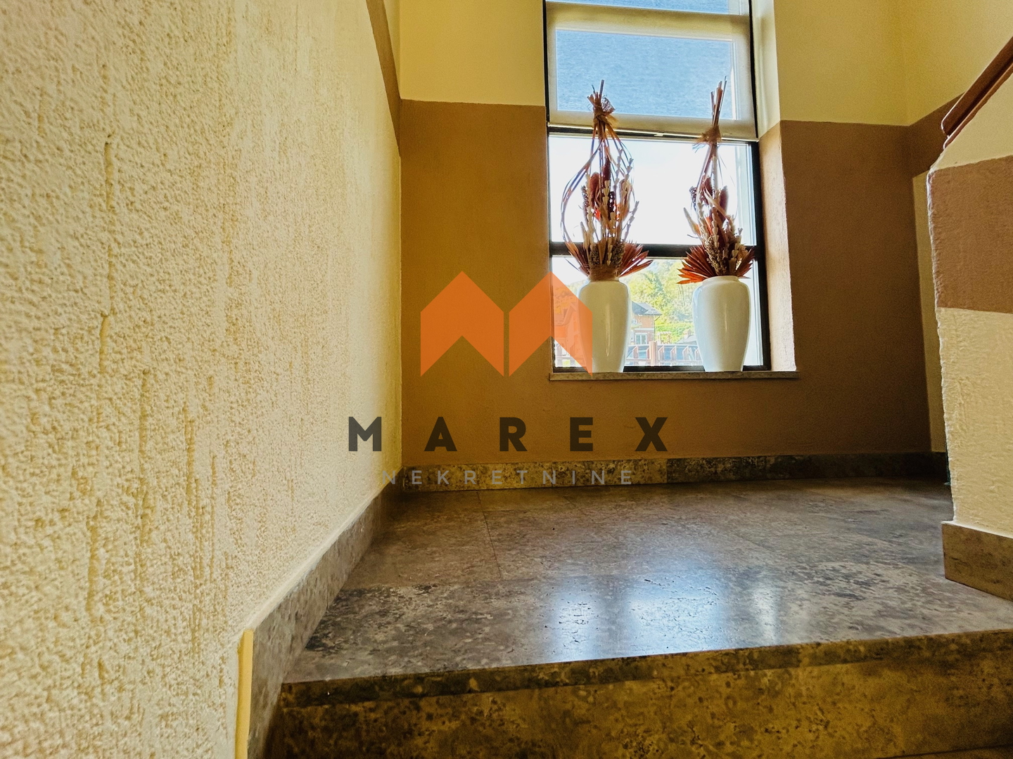 Doliće: prostor za biznis i stanovanje