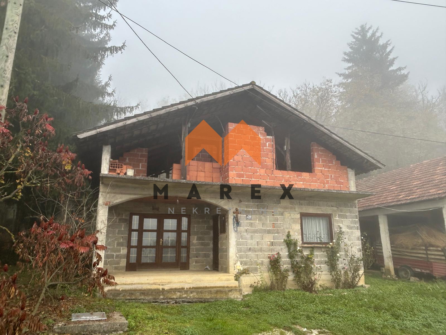 For Sale: Roh-Bau House in a Peaceful Location in Donja Šemnica