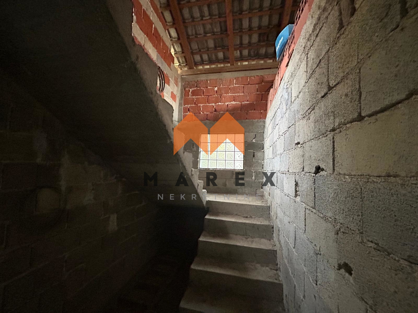 For Sale: Roh-Bau House in a Peaceful Location in Donja Šemnica