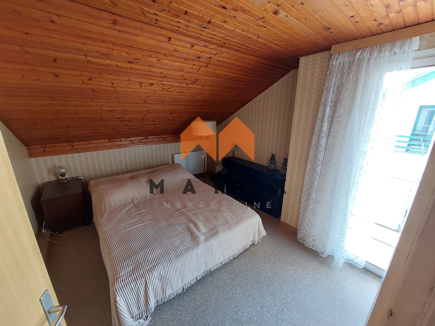 KUĆA 170m2, MIRNA LOKACIJA, VRTNJAKOVEC