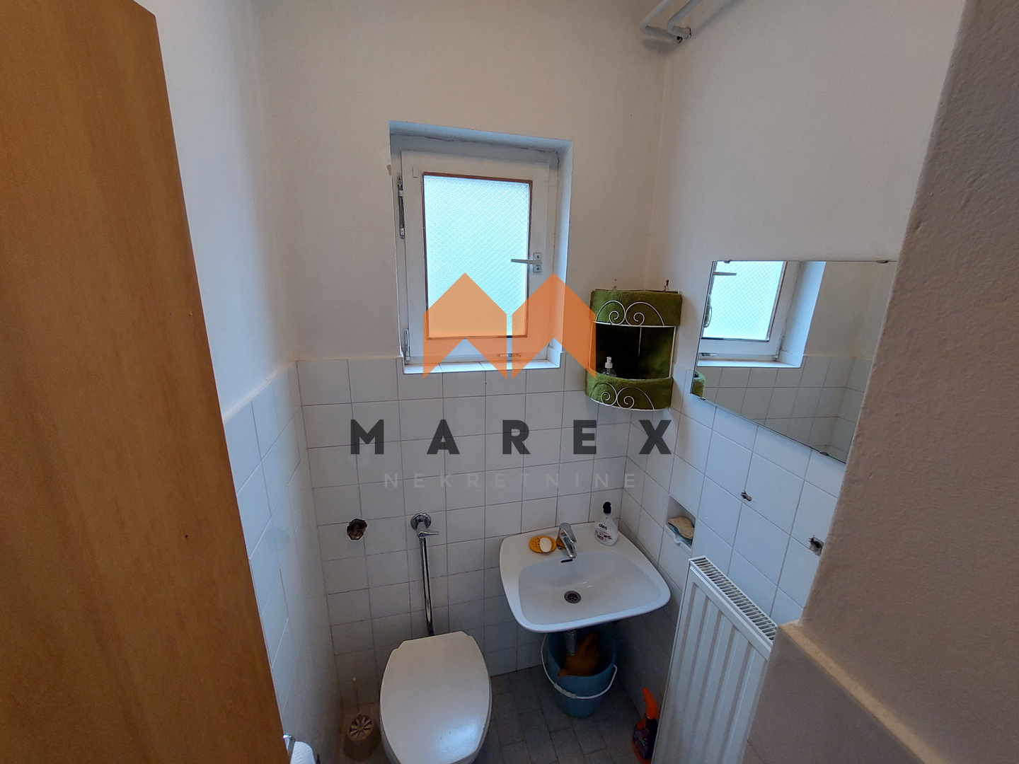 KUĆA 170m2, MIRNA LOKACIJA, VRTNJAKOVEC