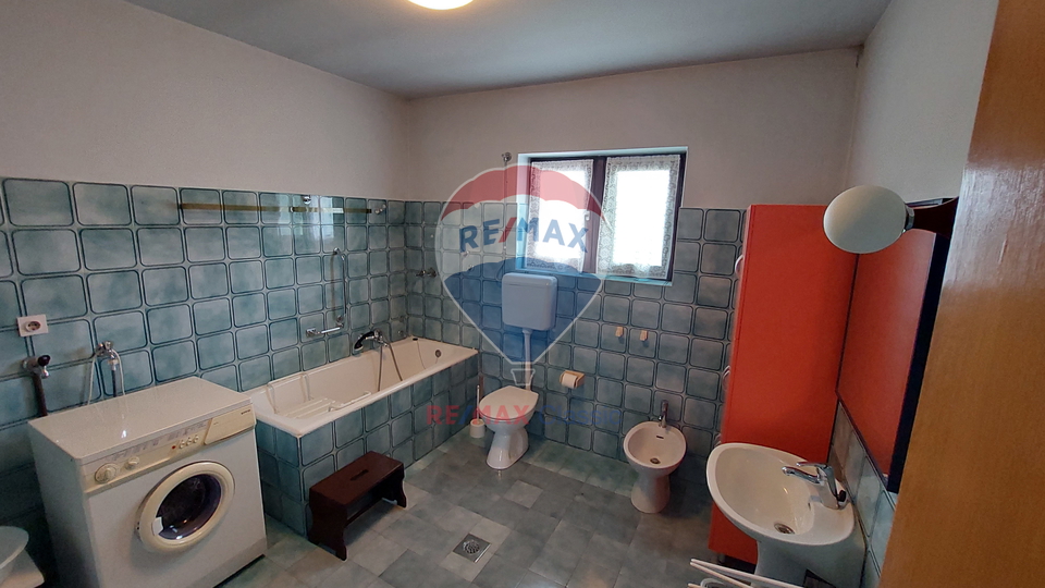 PREDIVNA VISOKA PRIZEMNICA 230m2, KLANJEC