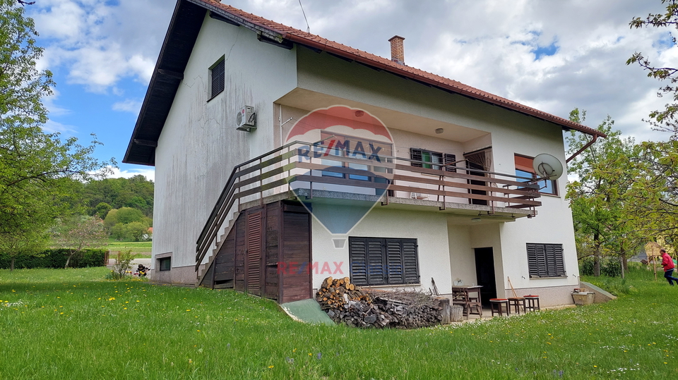 PREDIVNA VISOKA PRIZEMNICA 230m2, KLANJEC