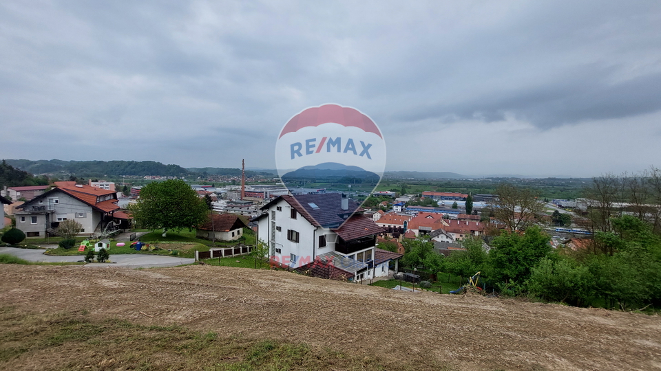 ATRAKTIVNO GRAĐ. ZEMLJIŠTE 2162 m2, ZABOK CENTAR