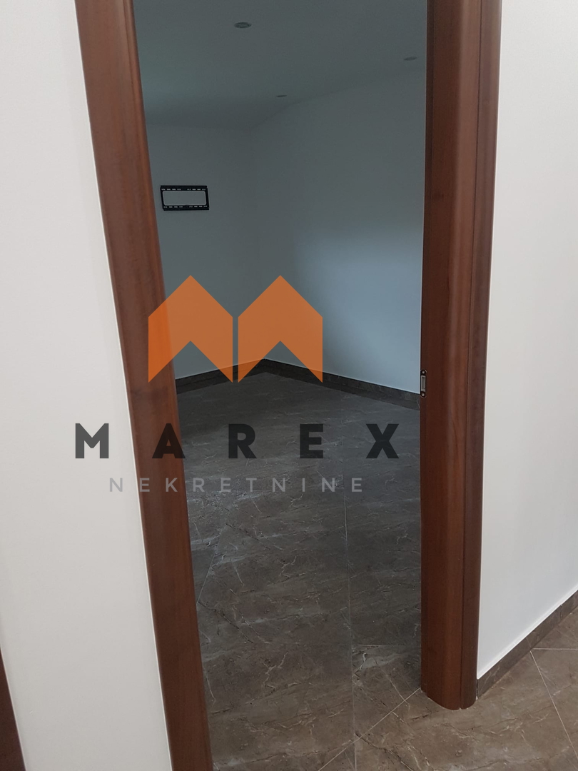 STAN 95M2-MARKUŠEVEČKA CESTA-DOSTUPNO