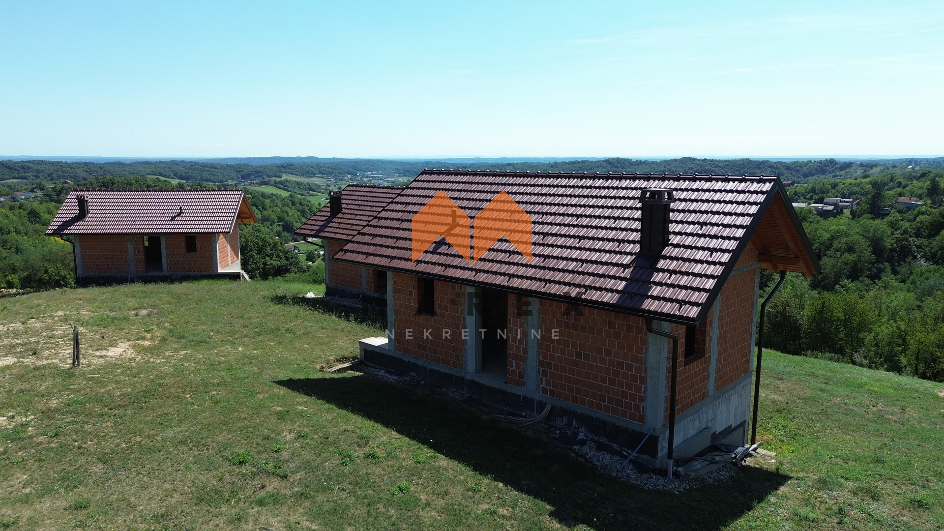 SV. IVAN ZELINA – KUĆA 80 M2 ROH-BAU NA 1652 M2 PARCELE S PROJEKTOM KUĆE ZA ODMOR-140