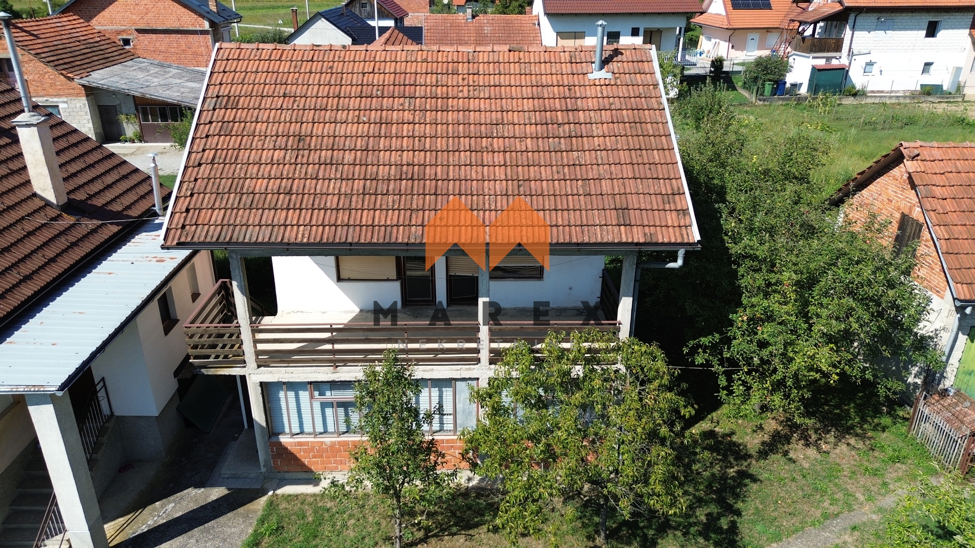 DVIJE ODRŽAVANE KUĆE - STUBIČKE TOPLICE