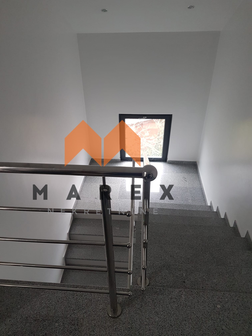 STAN 95M2-MARKUŠEVEČKA CESTA-DOSTUPNO