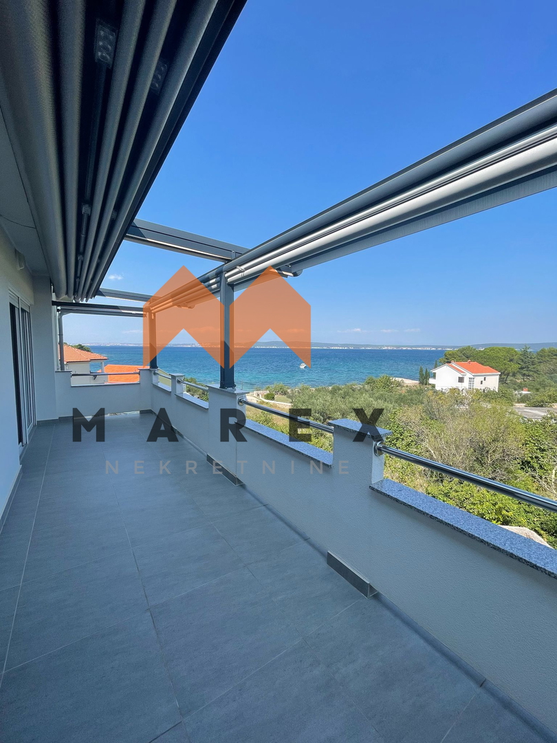 APARTMAN,VAŠA OAZA NA OBALI SA NEPROCJENJIVIM POGLEDOM