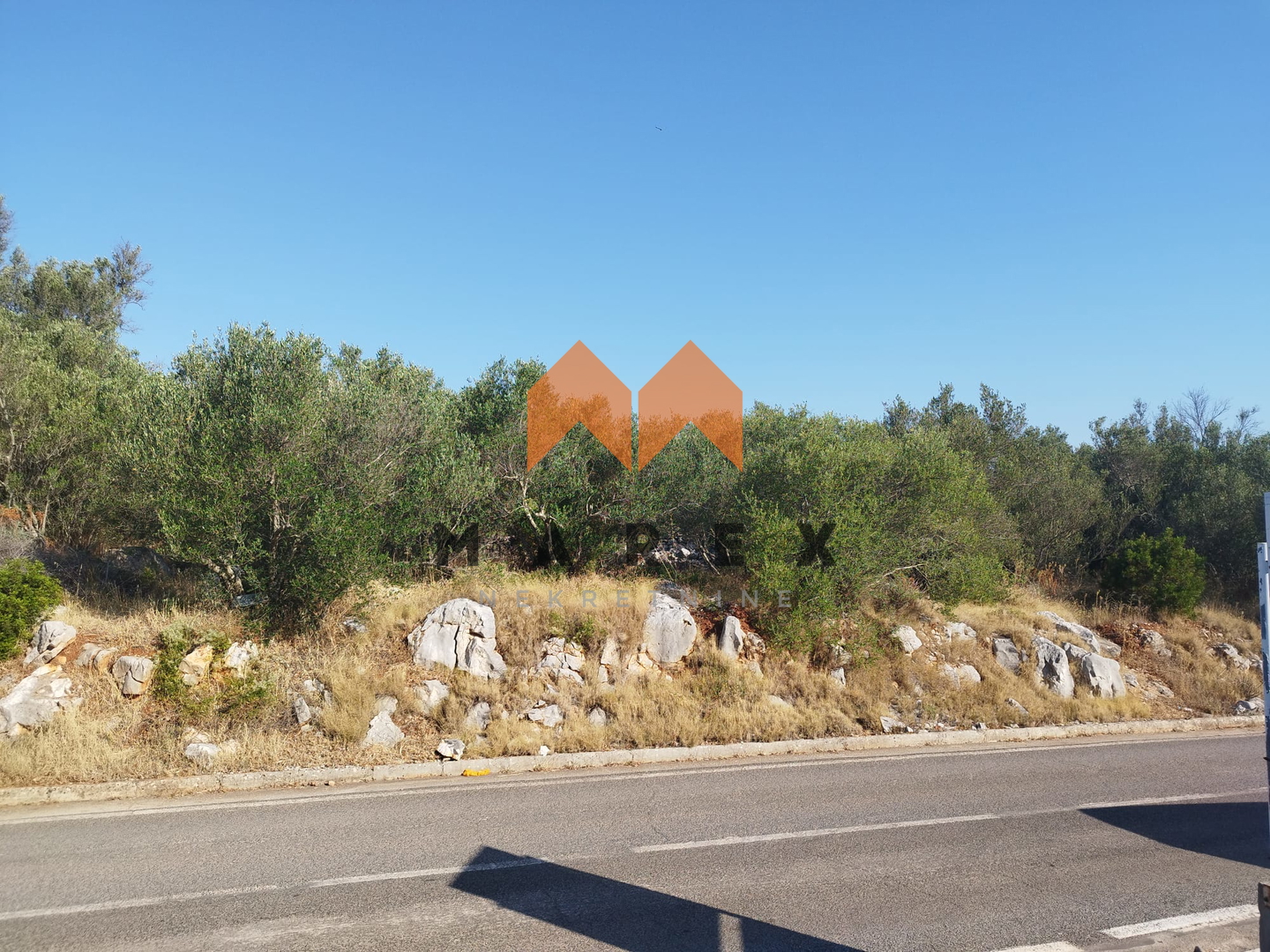 ATRAKTIVNO GRAĐEVINSKO ZEMLJIŠTE 513M2-SALI, DUGI OTOK