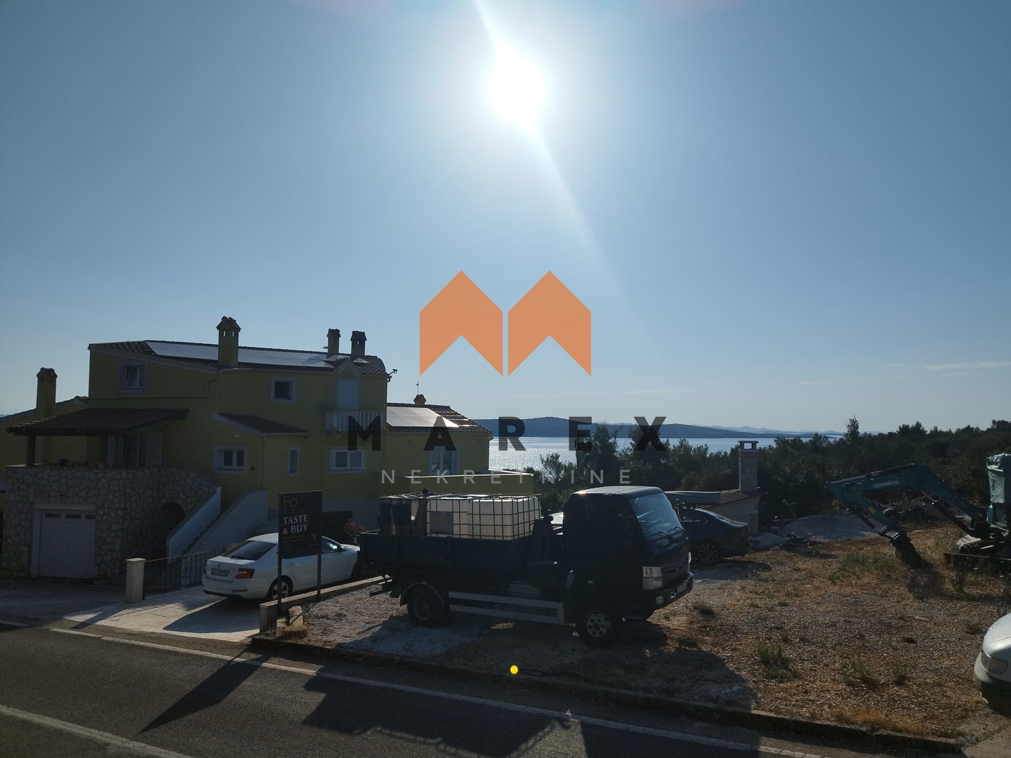 ATRAKTIVNO GRAĐEVINSKO ZEMLJIŠTE 513M2-SALI, DUGI OTOK