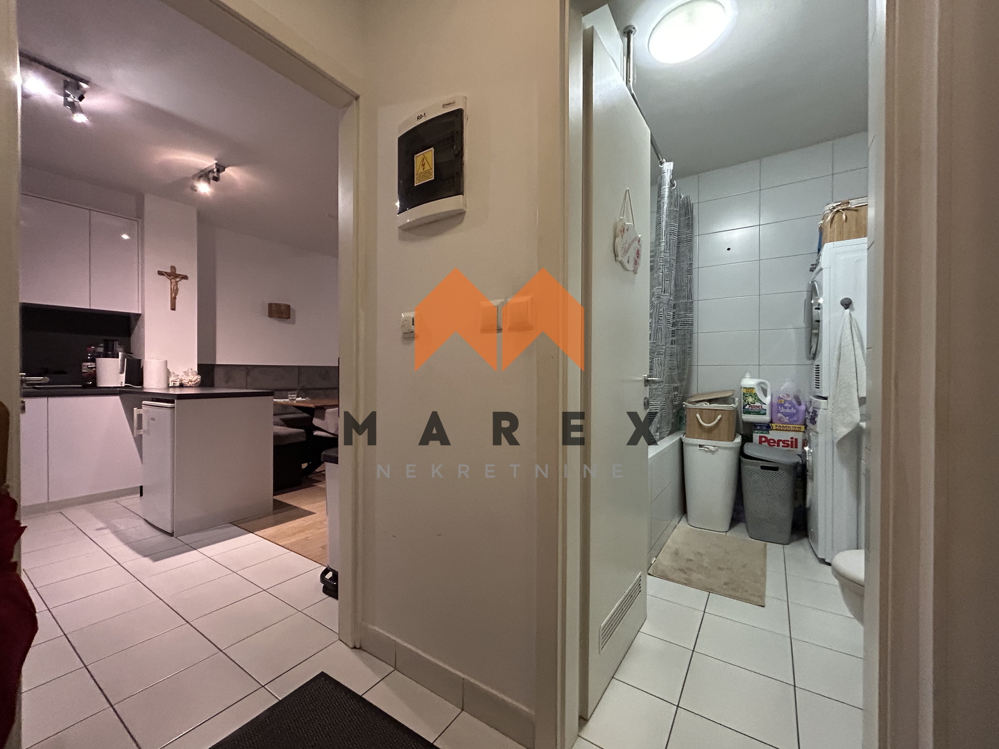 SNIŽENO - NAMJEŠTEN STAN 1S+DB, 70m2,GPM,NOVIJE GRADNJE,NOVI ZAGREB(OTOK)