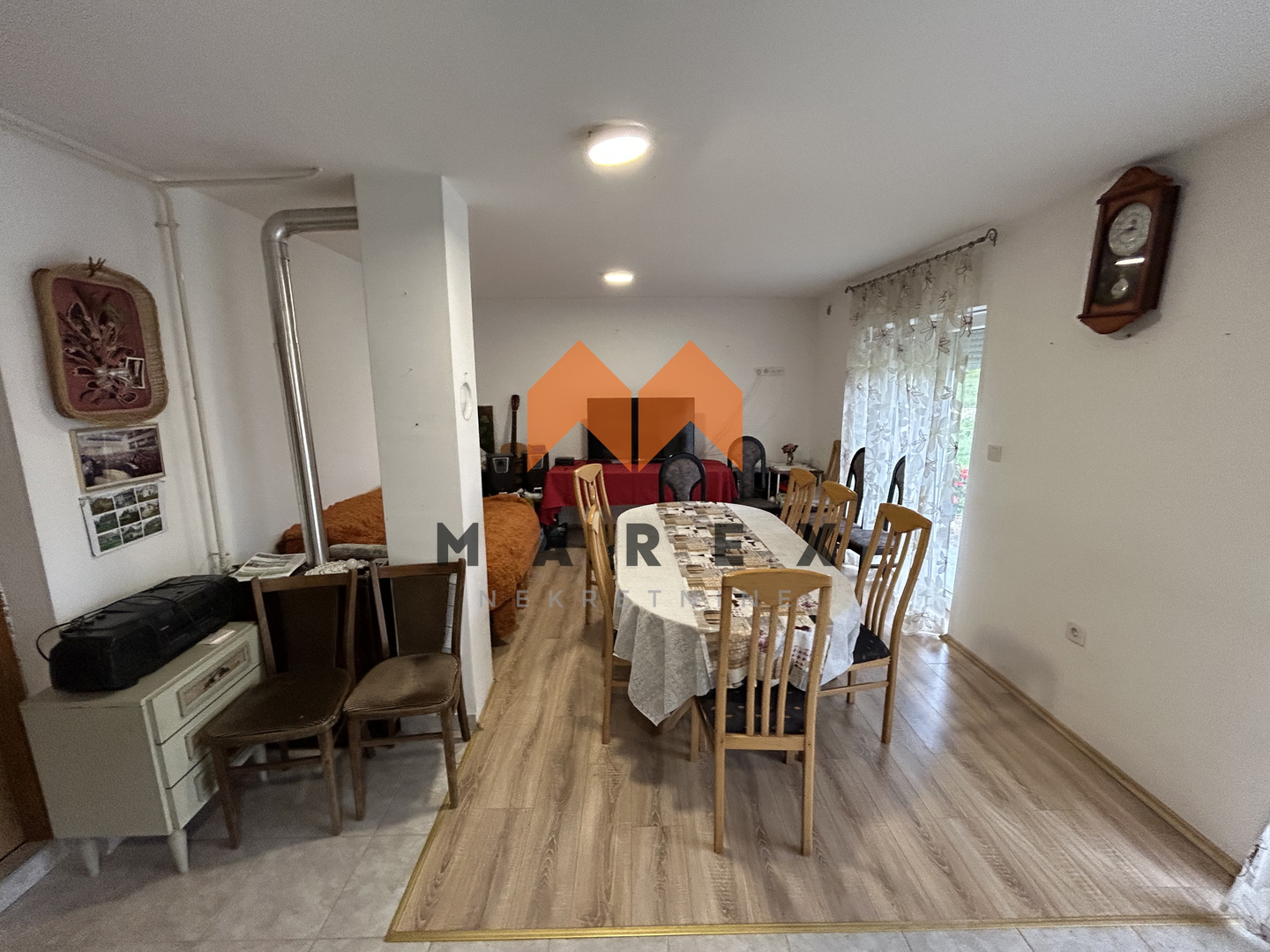 KUĆA 106M2+pom. zgrada-RADOBOJ