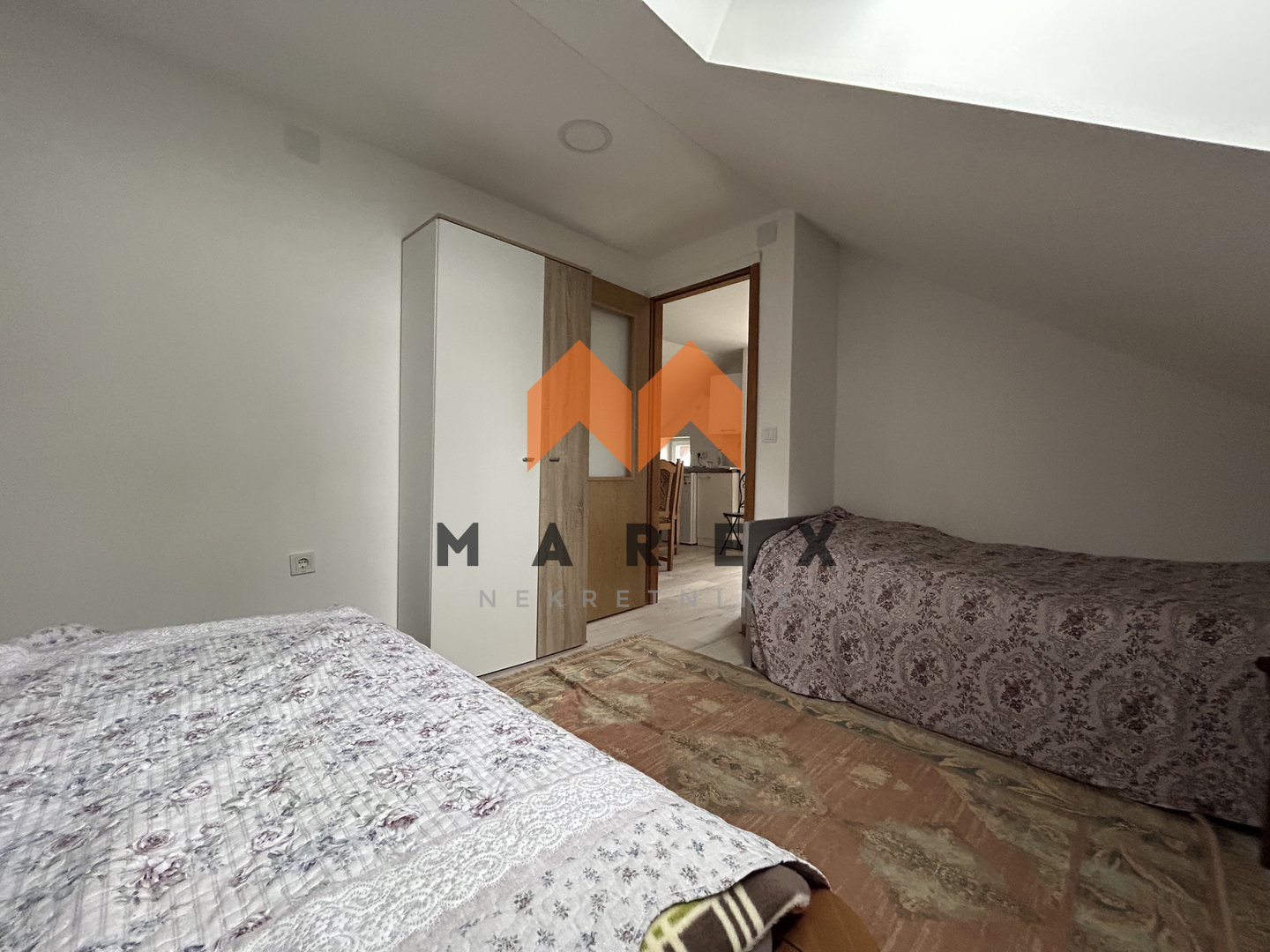 KUĆA 106M2+pom. zgrada-RADOBOJ