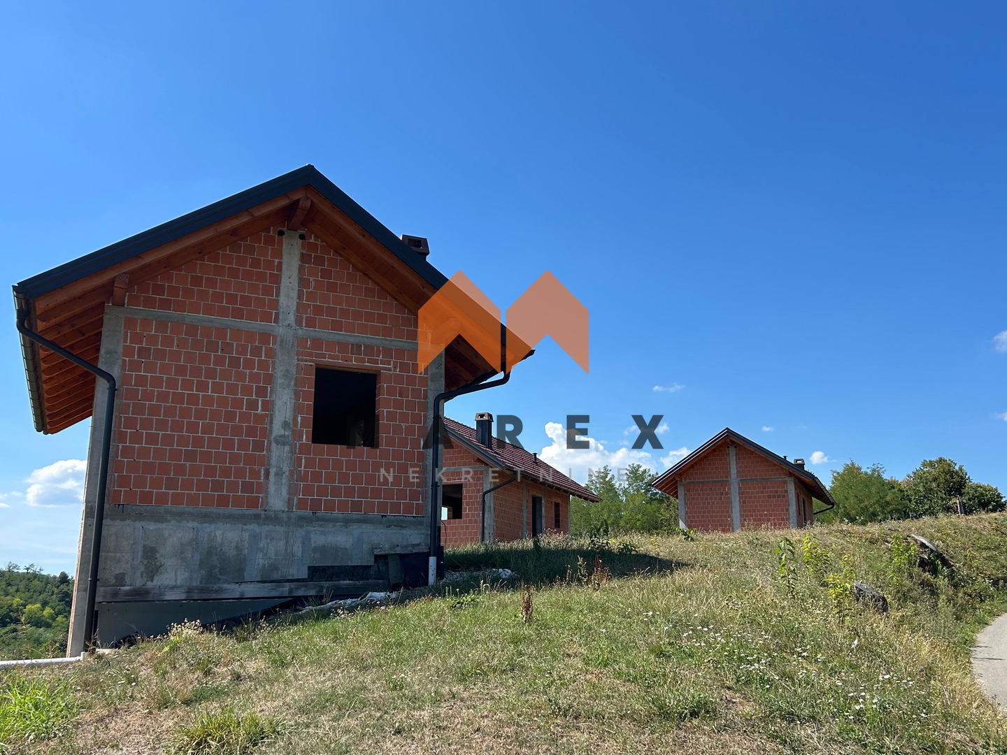 SV. IVAN ZELINA – KUĆA 80 M2 ROH-BAU NA 1652 M2 PARCELE S PROJEKTOM KUĆE ZA ODMOR-140