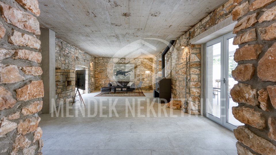 Hi&scaron;a&comma; 350 m2&comma; Prodaja&comma; Pore&ccaron;