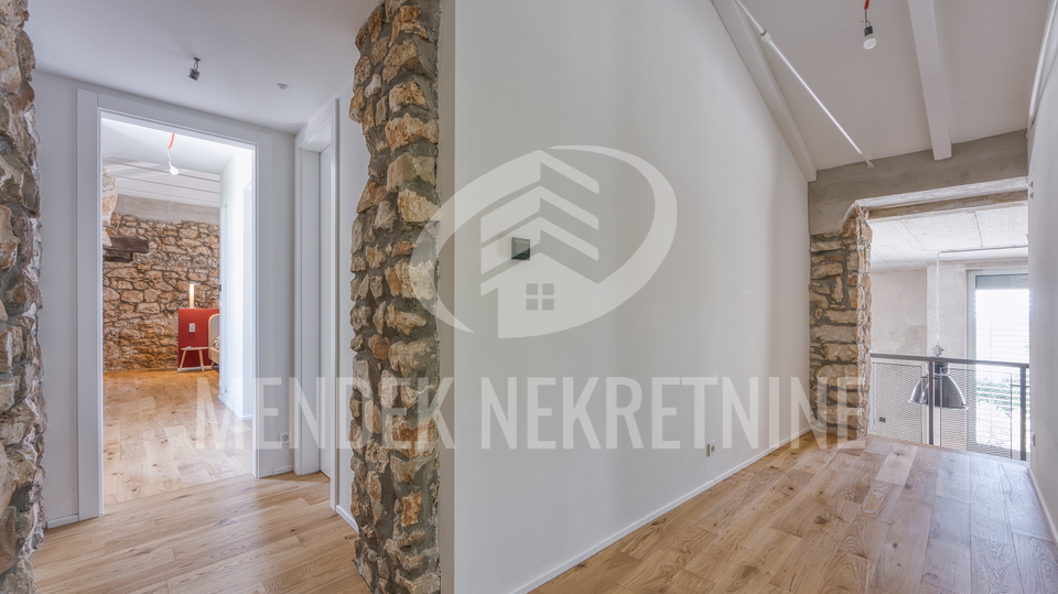 Hi&scaron;a&comma; 350 m2&comma; Prodaja&comma; Pore&ccaron;