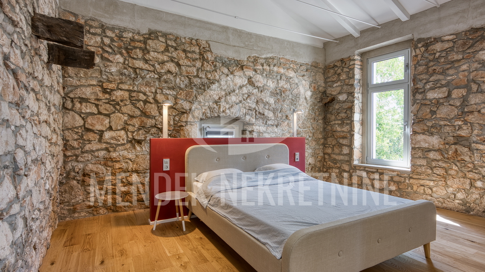 Hi&scaron;a&comma; 350 m2&comma; Prodaja&comma; Pore&ccaron;