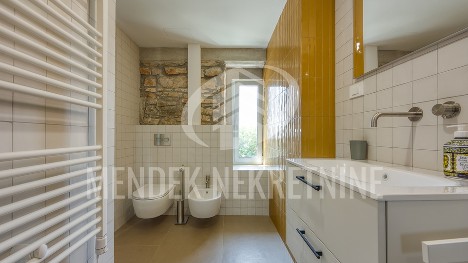 Hi&scaron;a&comma; 350 m2&comma; Prodaja&comma; Pore&ccaron;