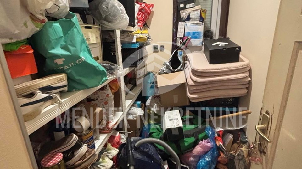 3-sobni stan 92 m2, 132 m2 tavana i podrum u gradskoj jezgri Varaždina, strogi centar, prodaja