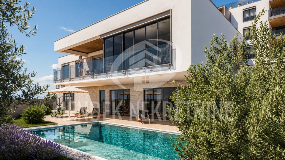 PRIMO&Scaron;TEN &ndash; luksuzna vila 392 m&sup2; s privatnim bazenom&comma; saunom i fitnessom&comma; 100 m od pla&zcaron;e