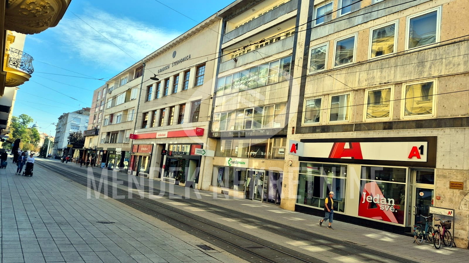 Apartment&comma; 95 m2&comma; For Sale&comma; Osijek - Gornji grad