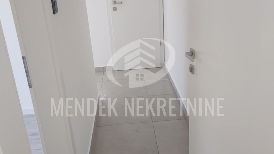 200 m od mora! Apartman, 1. kat, 24 m2, parking, Stara Novalja