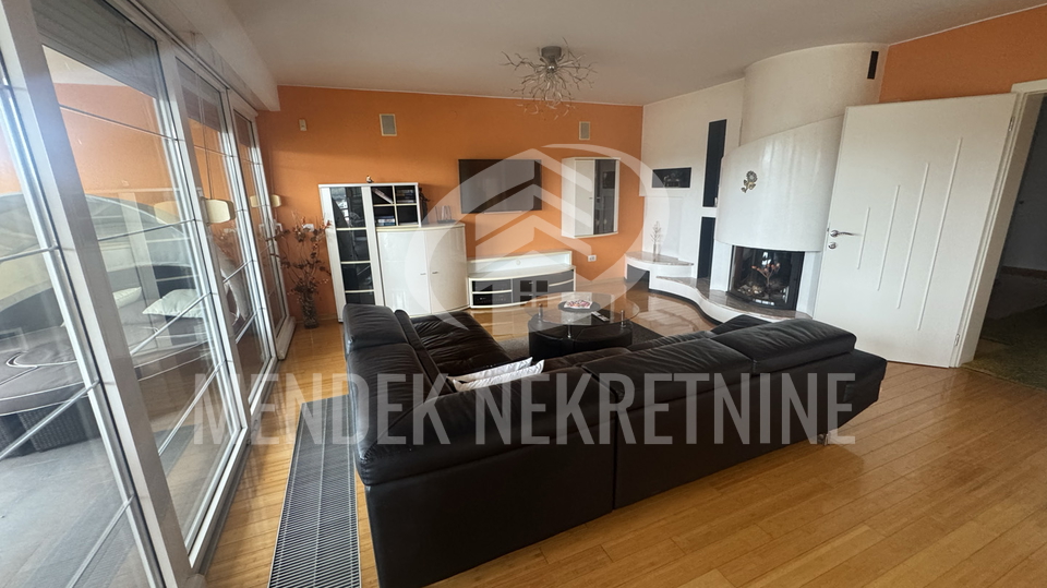 Casa&comma; 609 m2&comma; Vendita&comma; Vara&zcaron;dinske Toplice